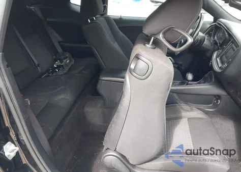 2016 Dodge Challenger Sxt from USA, damaged, VIN 2C3CDZAG9GH200936